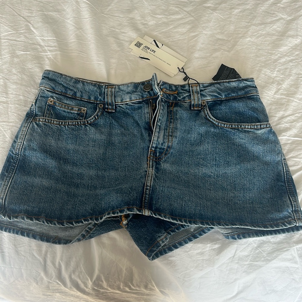 Zara denim skort. New w/ tags.